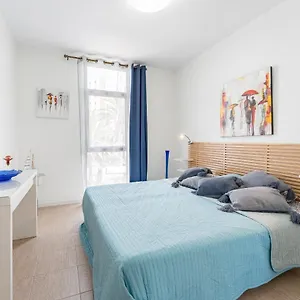 central-los-americos-apartment.in-canary-islands.com/